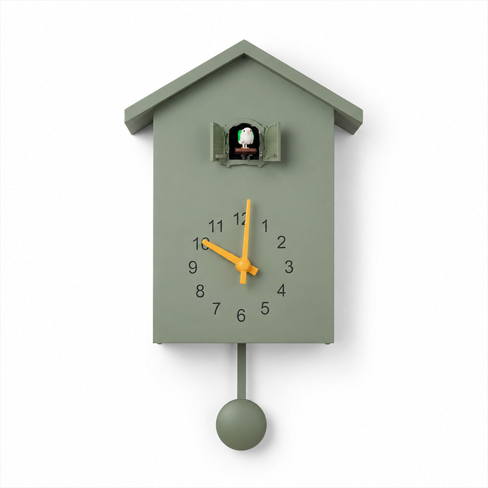 Horloge coucou moderne Tyrol forme maison balancier
