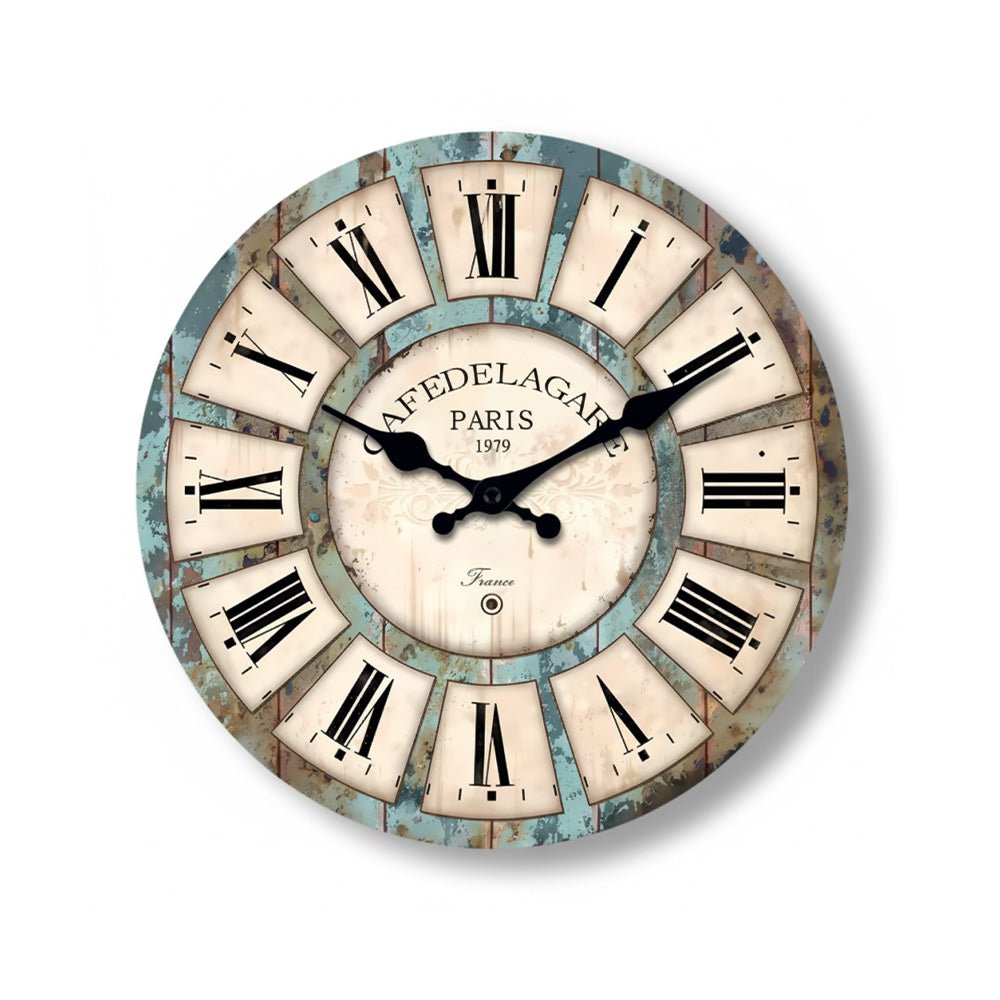 Horloge murale vintage bois Germain, cadran clair, chiffres romains, idéale pour intérieur scandinave